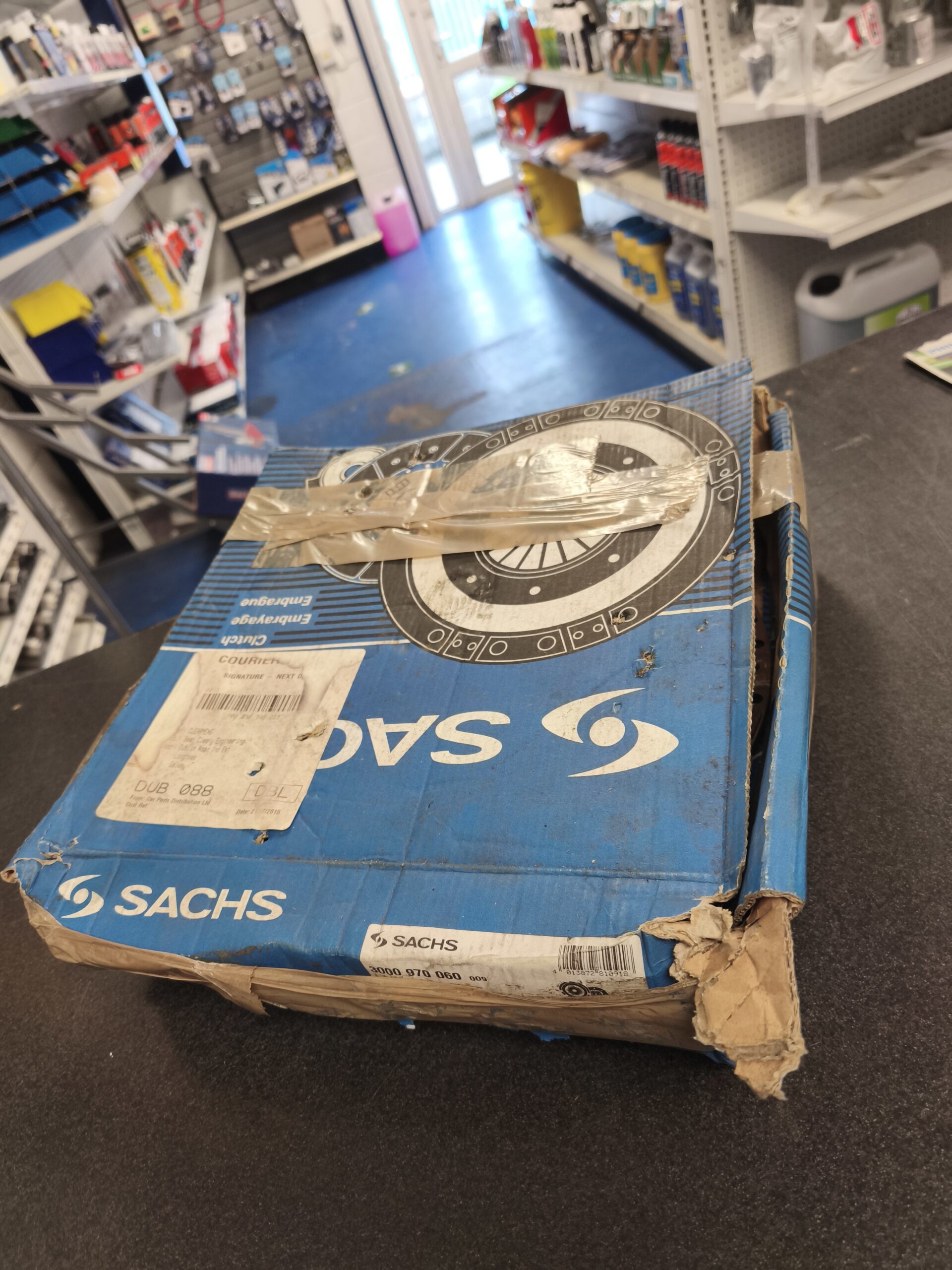 SACHS 3000 970 060 2Pc Clutch Kit (Brand New Opened) - Image 2