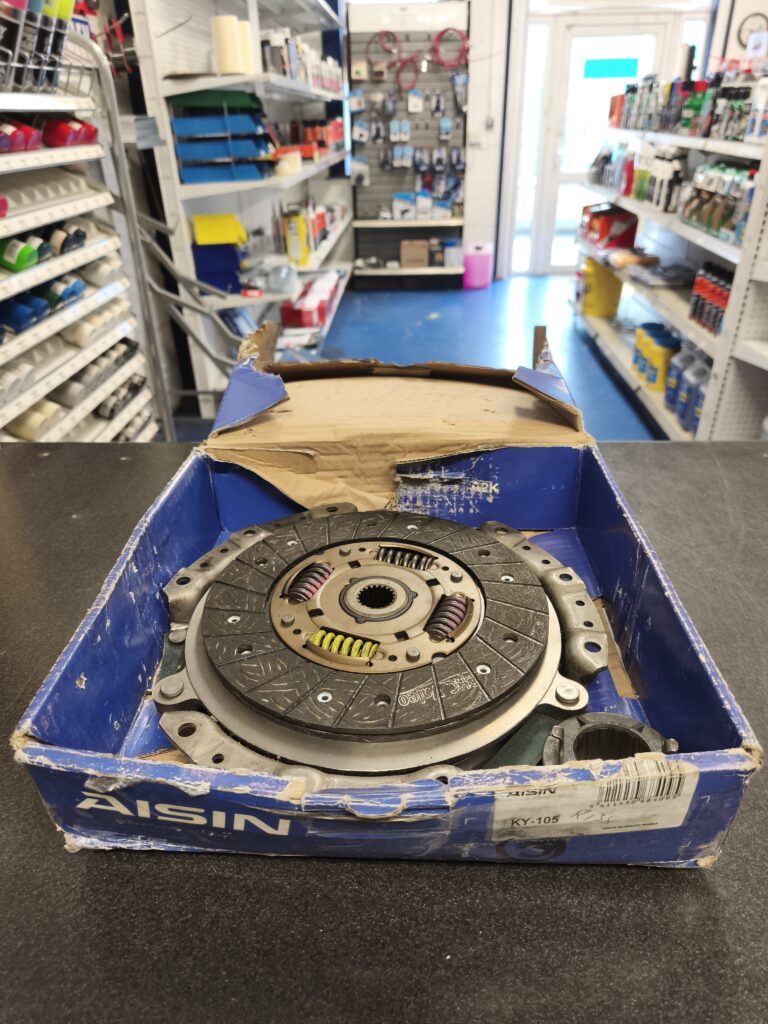 AISIN KY-105 3 Piece Clutch Kit (Brand New Opened)